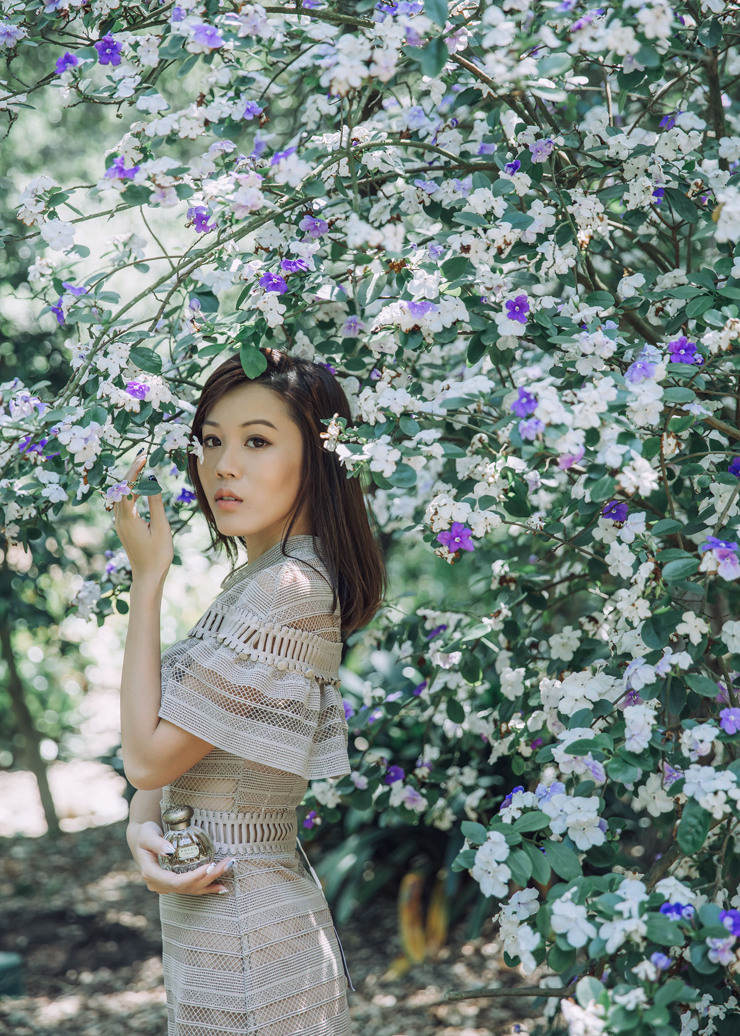 Street style fashion blogger influencer Jenny Tsang of Tsangtastic wearing SELF PORTRAIT Midi Dress, TOCCA Florence Fragrance and ROGER VIVIER Espadrilles, in Los Angeles, California.