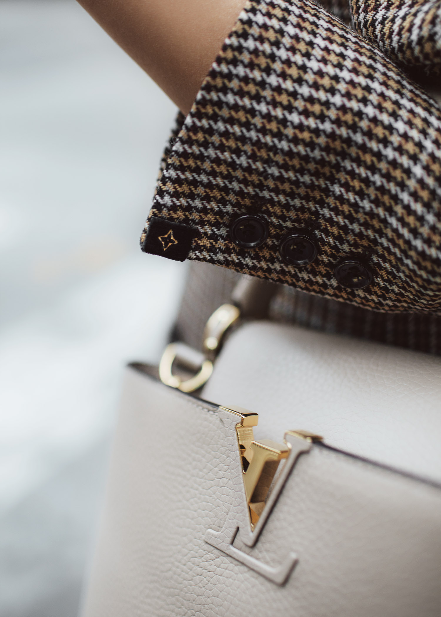 Jenny Tsang of Tsangtastic wearing louis vuitton houndstooth checkered blazer louis vuitton capucines bag in beige and jeffrey campbell Welton Block Heel Boots