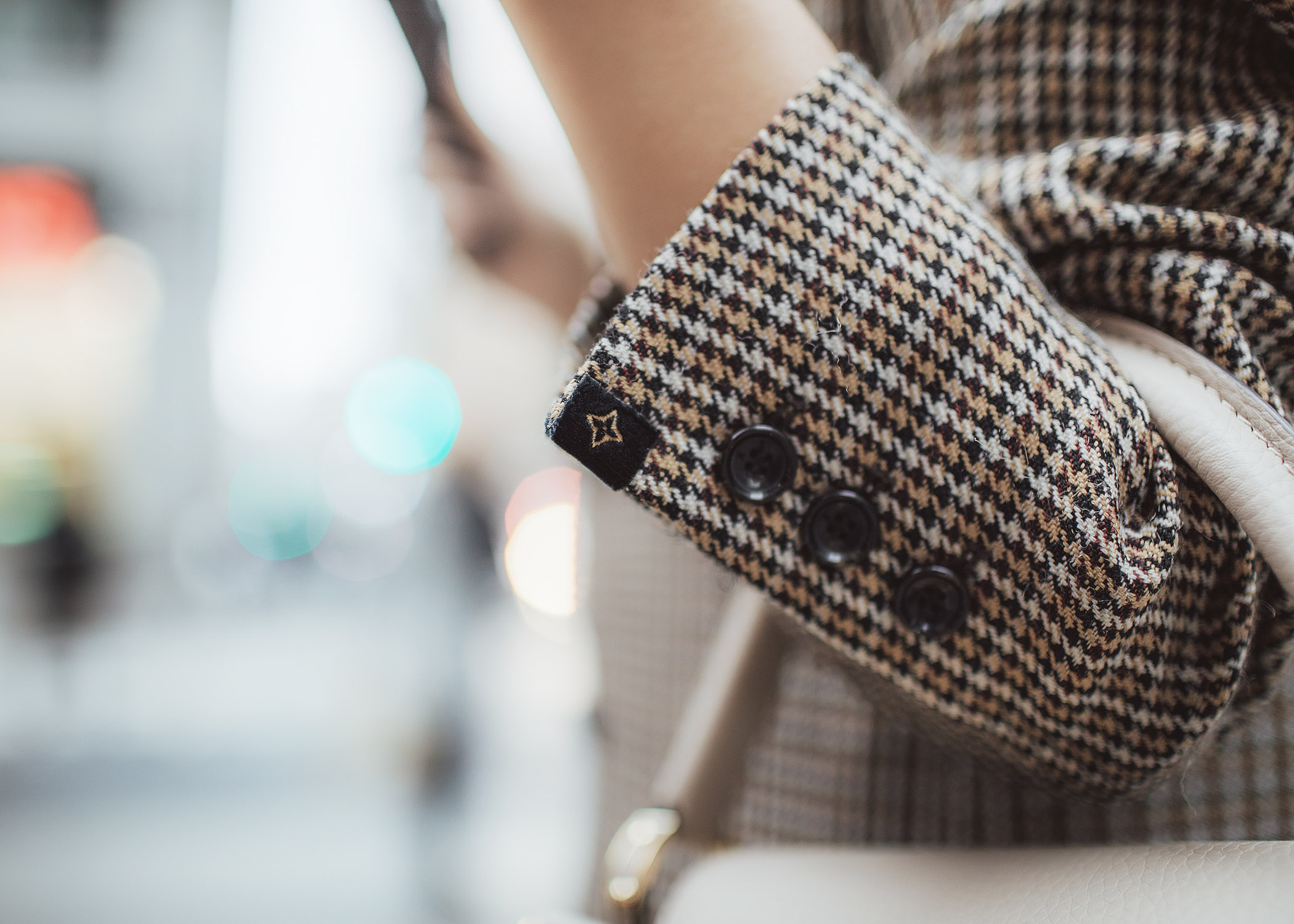 Jenny Tsang of Tsangtastic wearing louis vuitton houndstooth checkered blazer louis vuitton capucines bag in beige and jeffrey campbell Welton Block Heel Boots